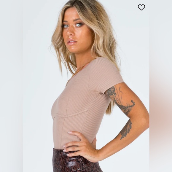 Princess Polly Bodysuit - Picture 2 of 4